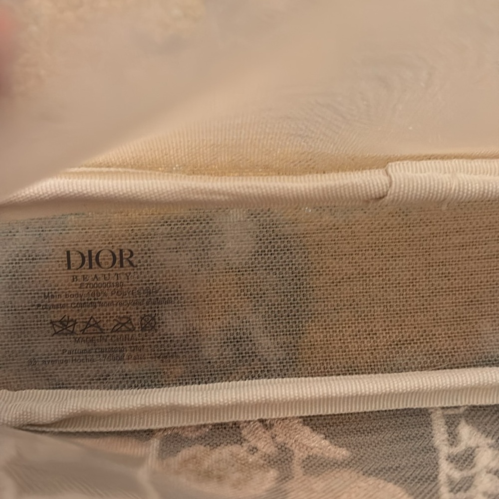 Dior Butterfly Gift Set - Picture 8 of 14